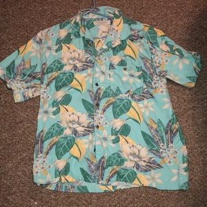 Island Republic Button down shirt